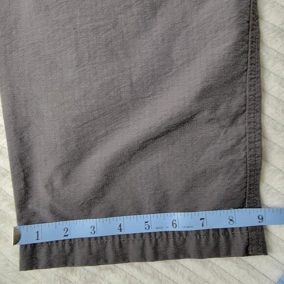 Columbia Pants Men’s 38x30 Gray Hiking Outdoor Cargo Nylon Blend Zip Pocket - Picture 7 of 11